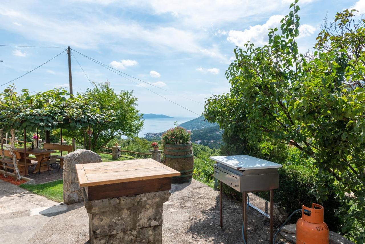 Sea View Apartment With Garden Near Opatija Veprinac Extérieur photo