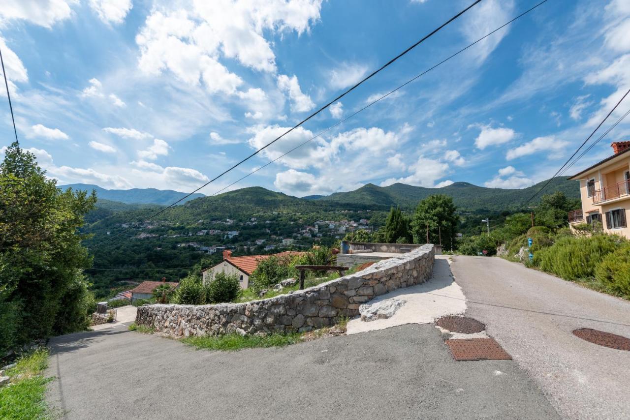 Sea View Apartment With Garden Near Opatija Veprinac Extérieur photo